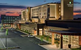 Embassy Suites Noblesville Indiana